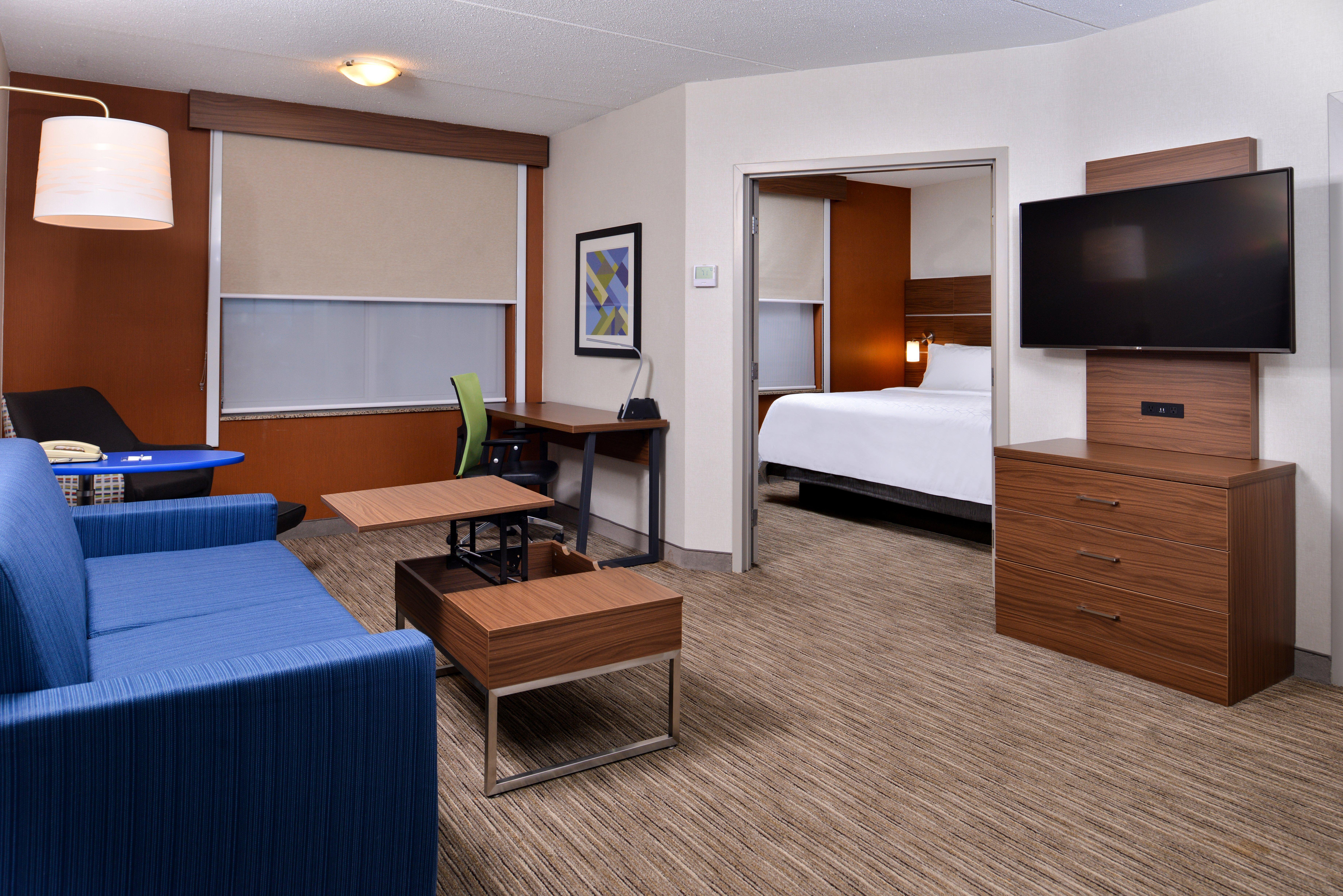 Holiday Inn Express & Suites Buffalo Downtown By Ihg Екстериор снимка