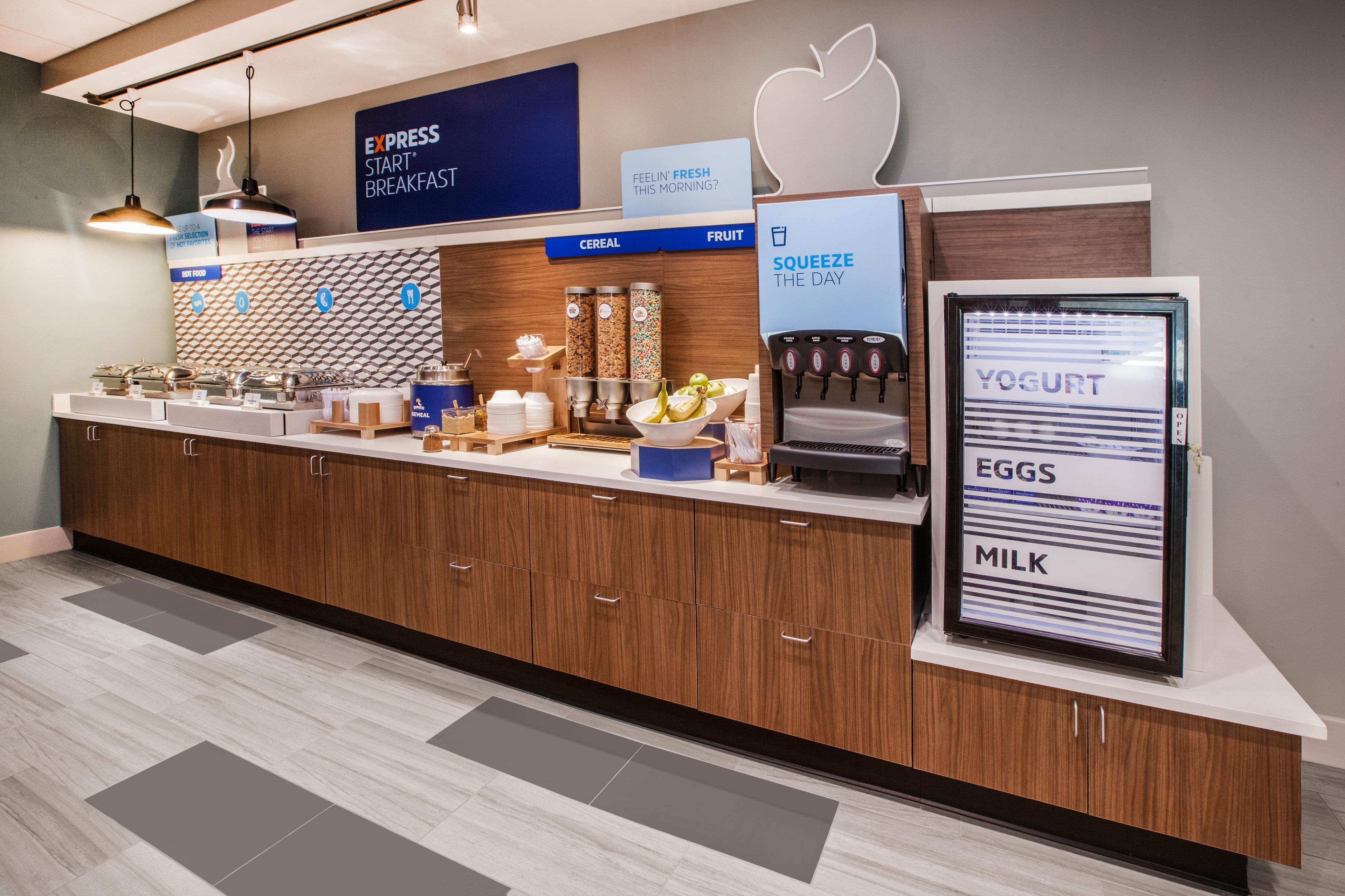 Holiday Inn Express & Suites Buffalo Downtown By Ihg Екстериор снимка