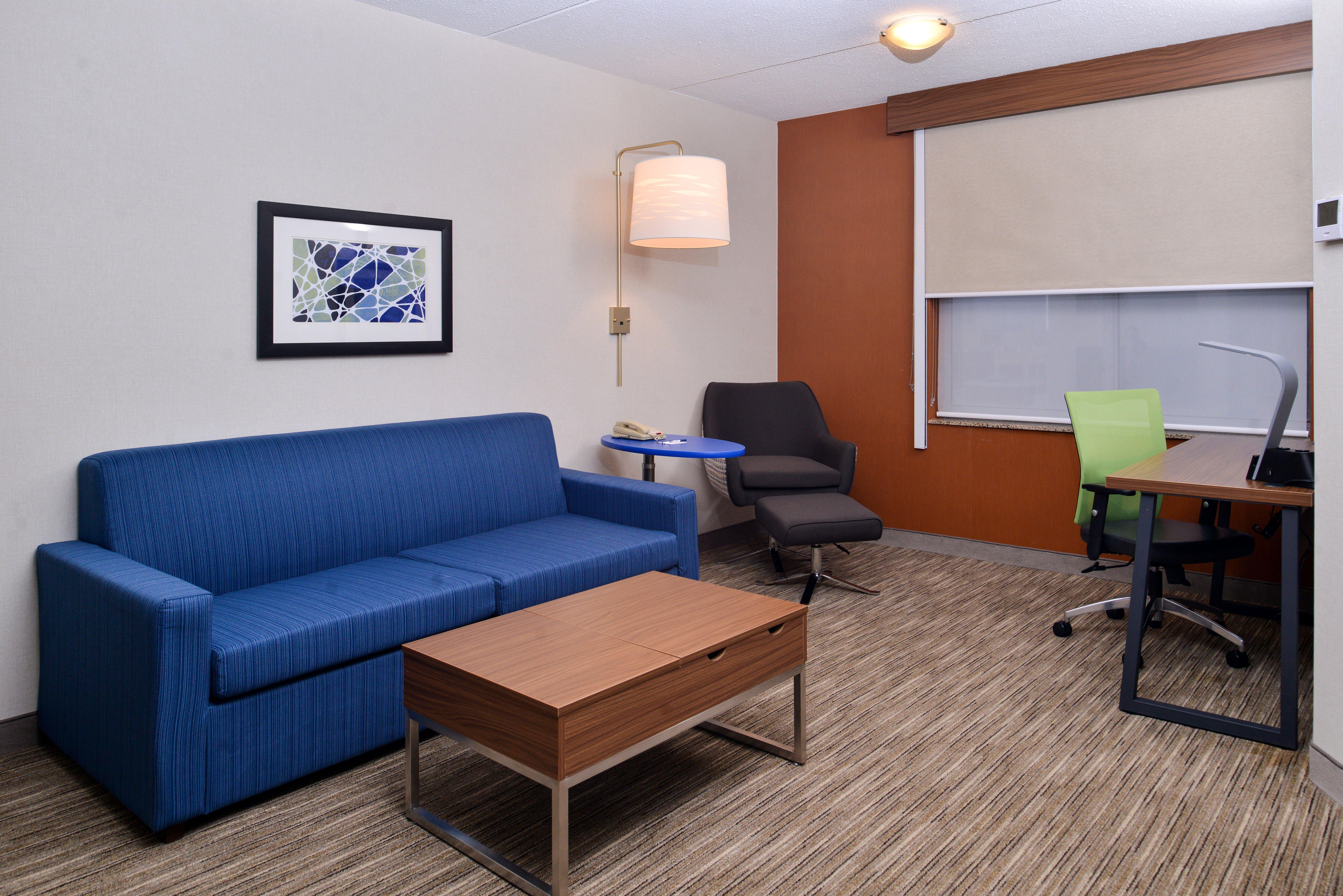 Holiday Inn Express & Suites Buffalo Downtown By Ihg Екстериор снимка