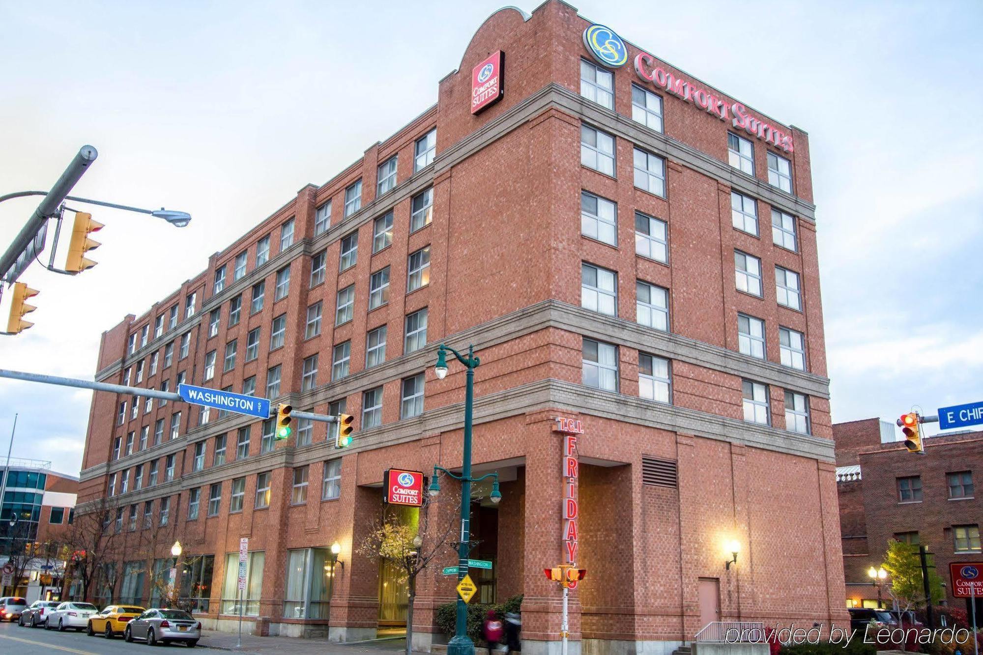 Holiday Inn Express & Suites Buffalo Downtown By Ihg Екстериор снимка